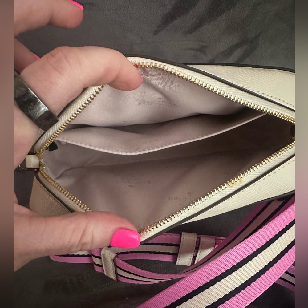 Kate Spade Lavender Crossbody Bag with Striped Strap - Picture 4 of 5